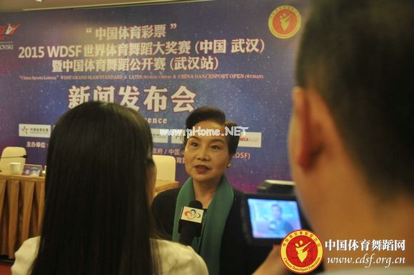 点击图片可在新窗口打开 http://adminfile.cdsf.org.cn//image/news/2015WDSFfabuhui-wuhan8.jpg